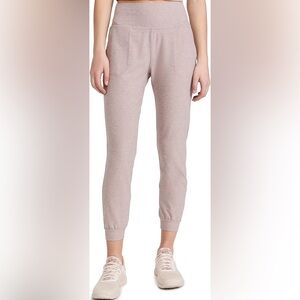 Beyond Yoga Women's Spacedye Midi Joggers color chai size M